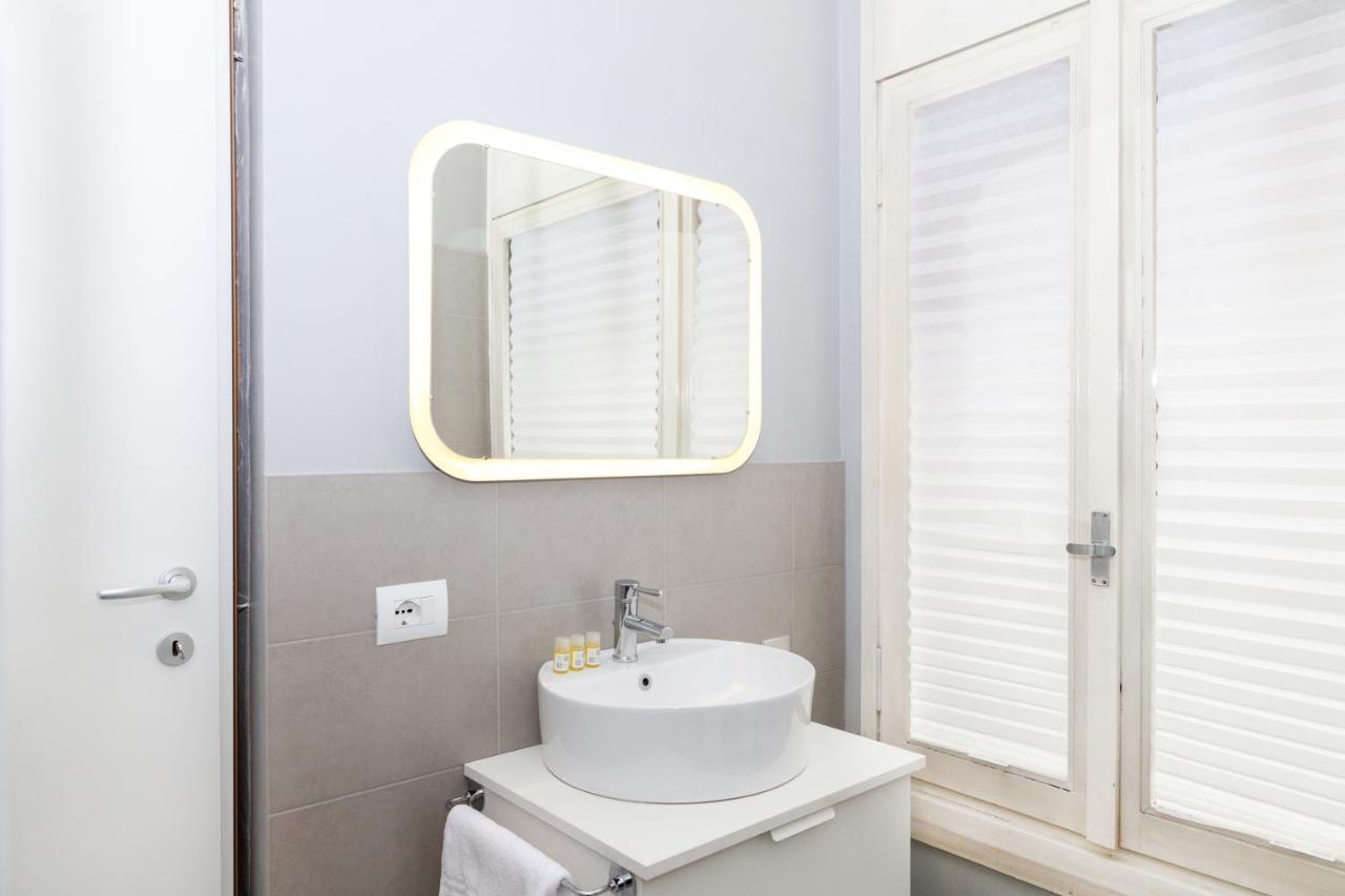 Hemeras Boutique Homes - 2 Luxury Apartments In The City Center Μιλάνο Εξωτερικό φωτογραφία